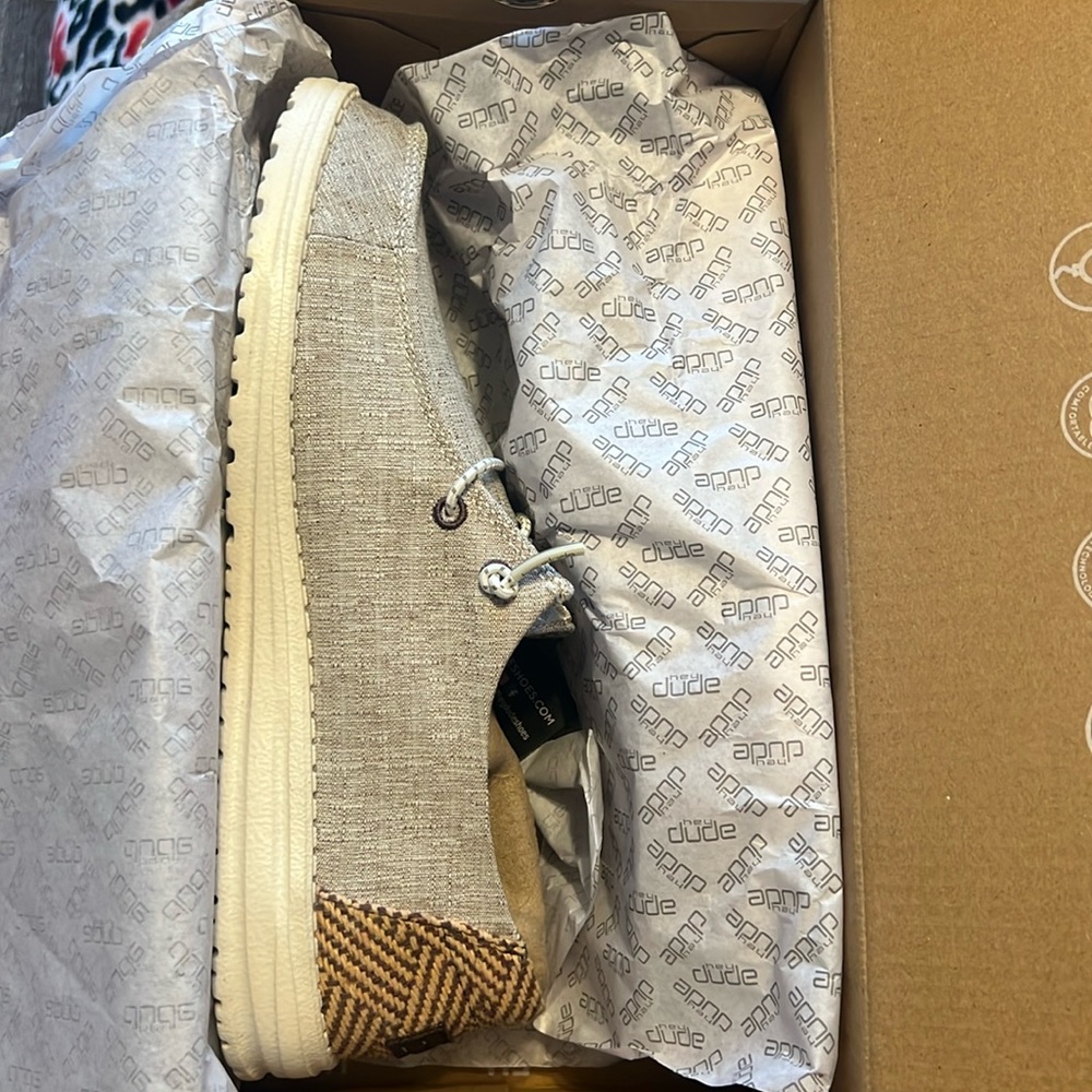 Women’s hey dudes BRAND NEW IN BOX